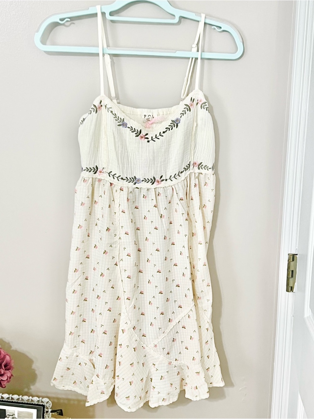 POL Ditsy Floral Embroidery Mini Dress